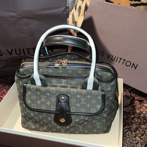 Authentic Louis Vuitton bag - Picture 7 of 16